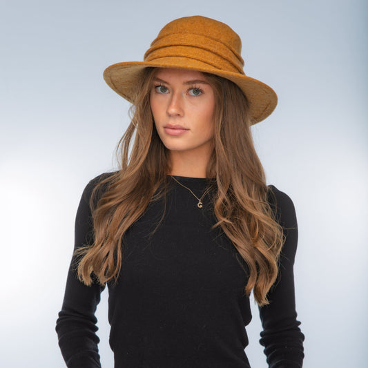 AUBREY Cloche