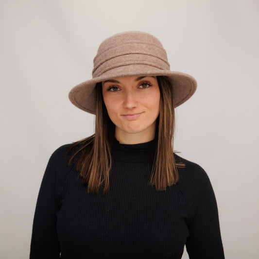 AUBREY Cloche