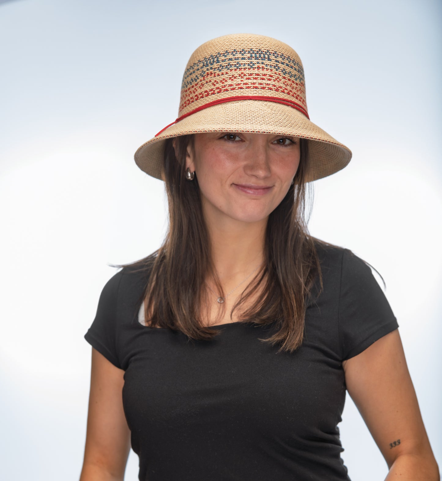 LAURA Bucket