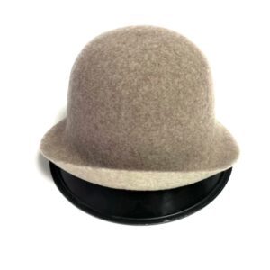 21s 0564 boiled wool flat knit reversible cloche hat